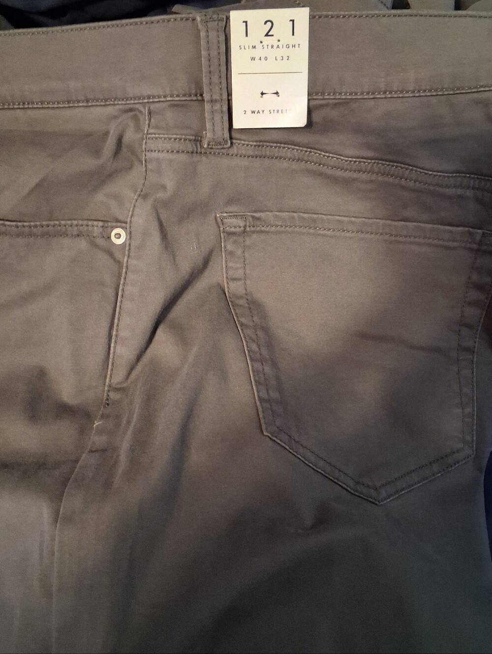 Lucky BRAND grey Pants New With Tags Size 40/30